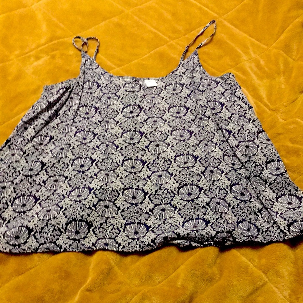 3/$15 L Old Navy Swing Top Spaghetti Women’s